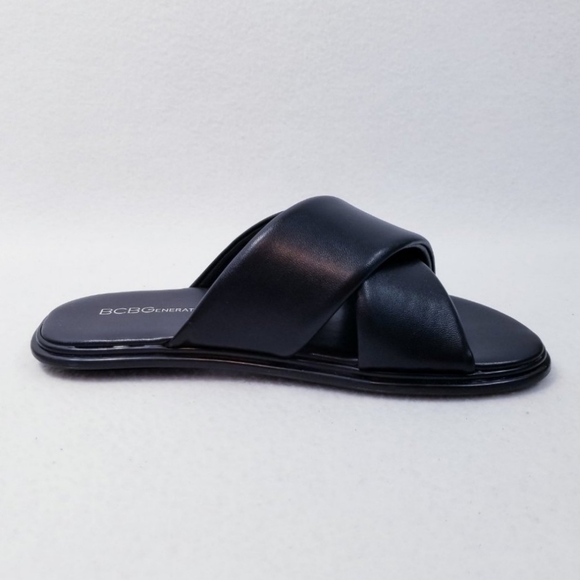 BCBG Generation Black Vegan Leather Slides - NIB - Picture 4 of 8